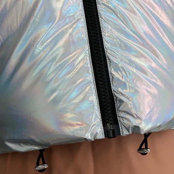 đź’–MEGA SALEđź’–Calvin Klein Men's CJCV7010 IRD Puffer Silver Sleeveless Zipper - Picture 12 of 15